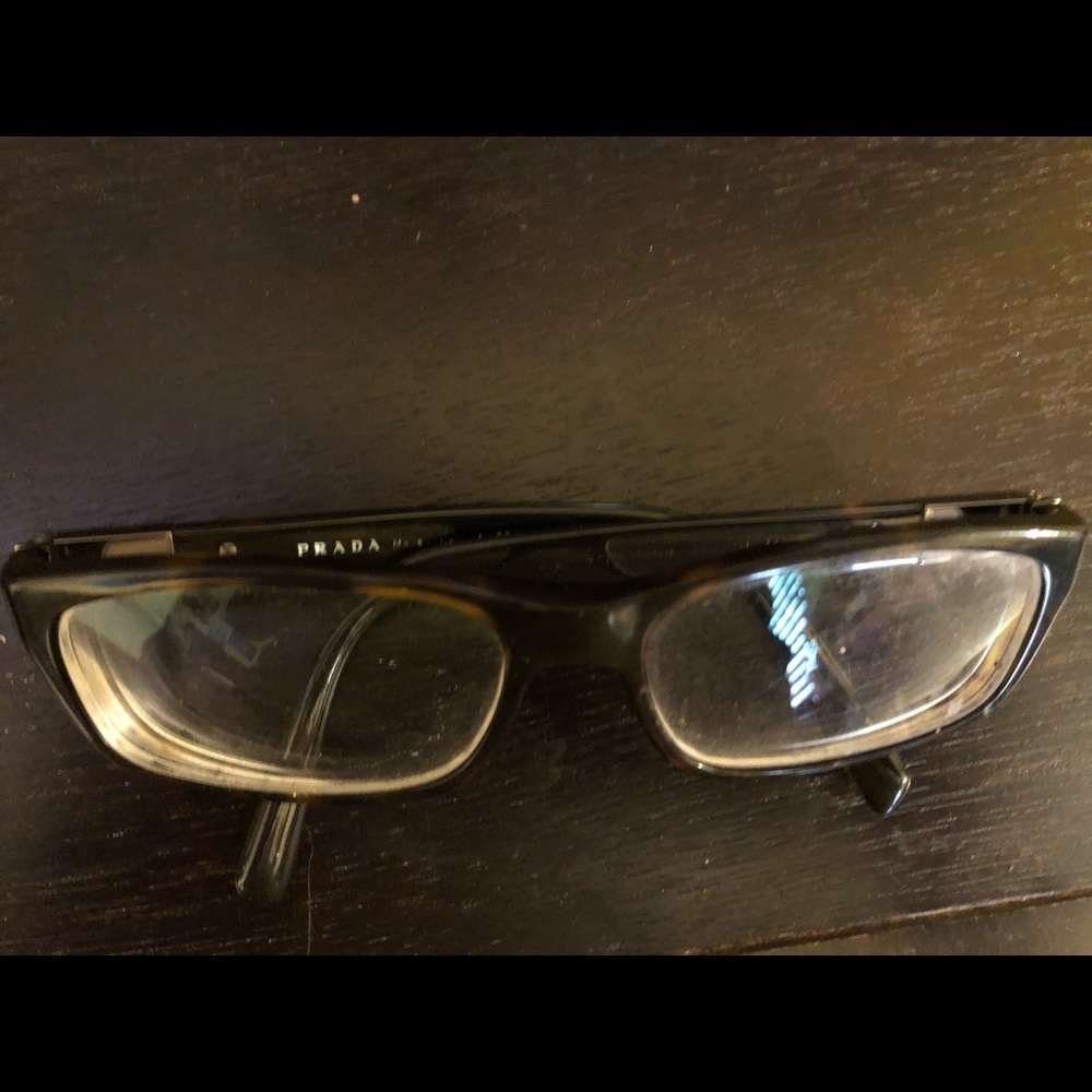Prada eye glasses - Picture 3 of 3